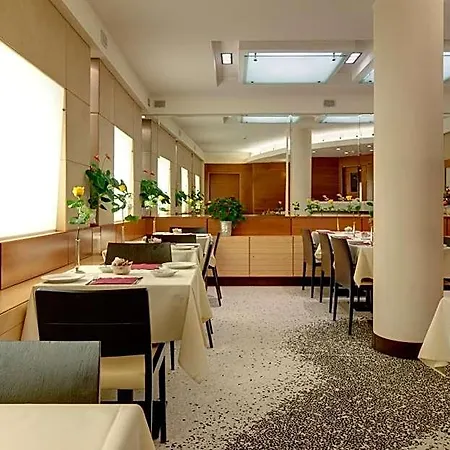 Hotel Memphis 4*